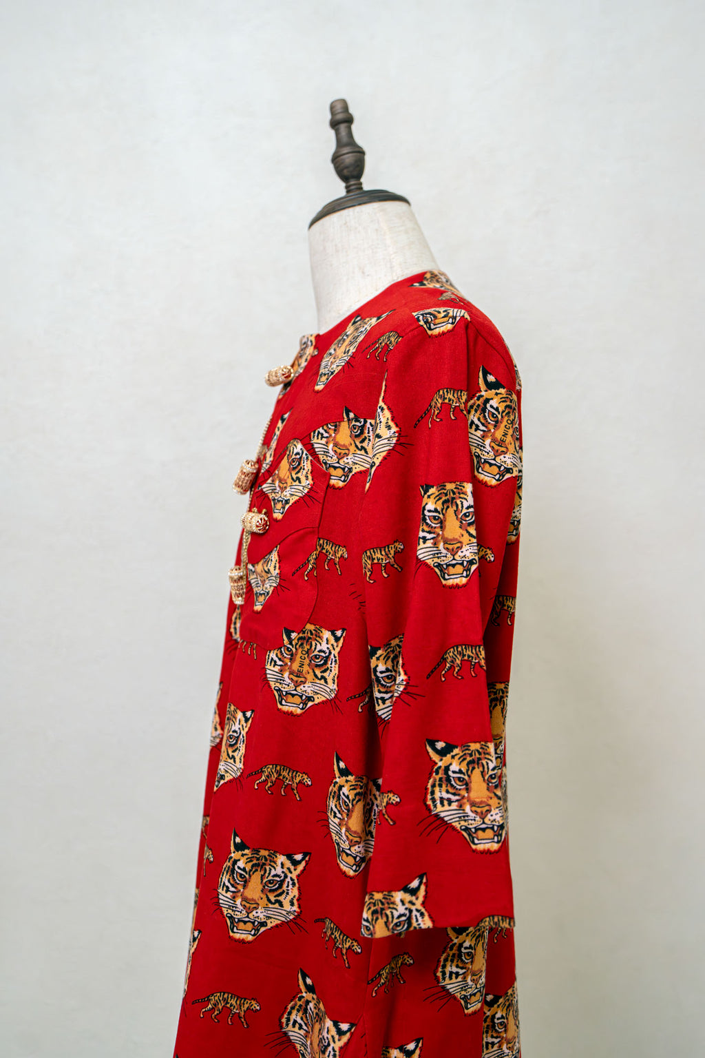 Crown Native Set Item #1